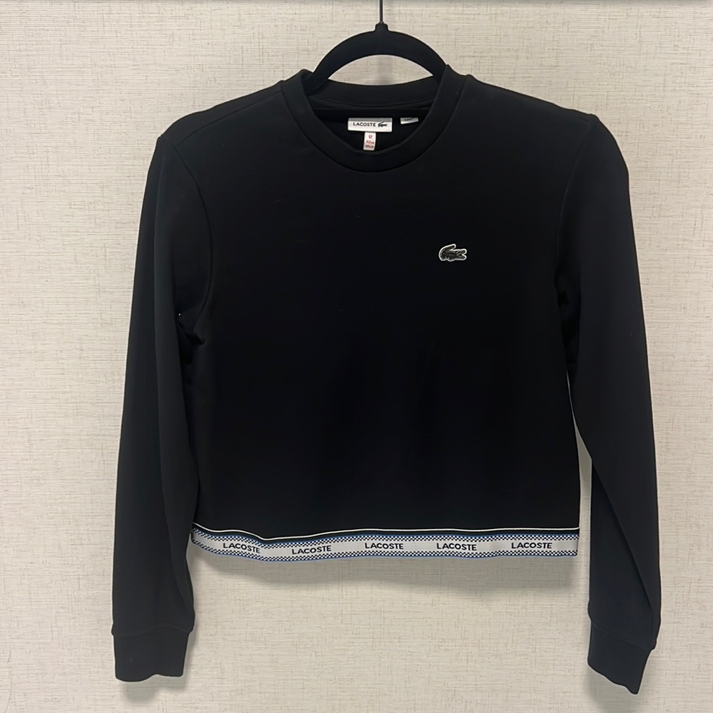 Beautiful tween girl Lacoste 🐊 black crewneck sweater (size 12)